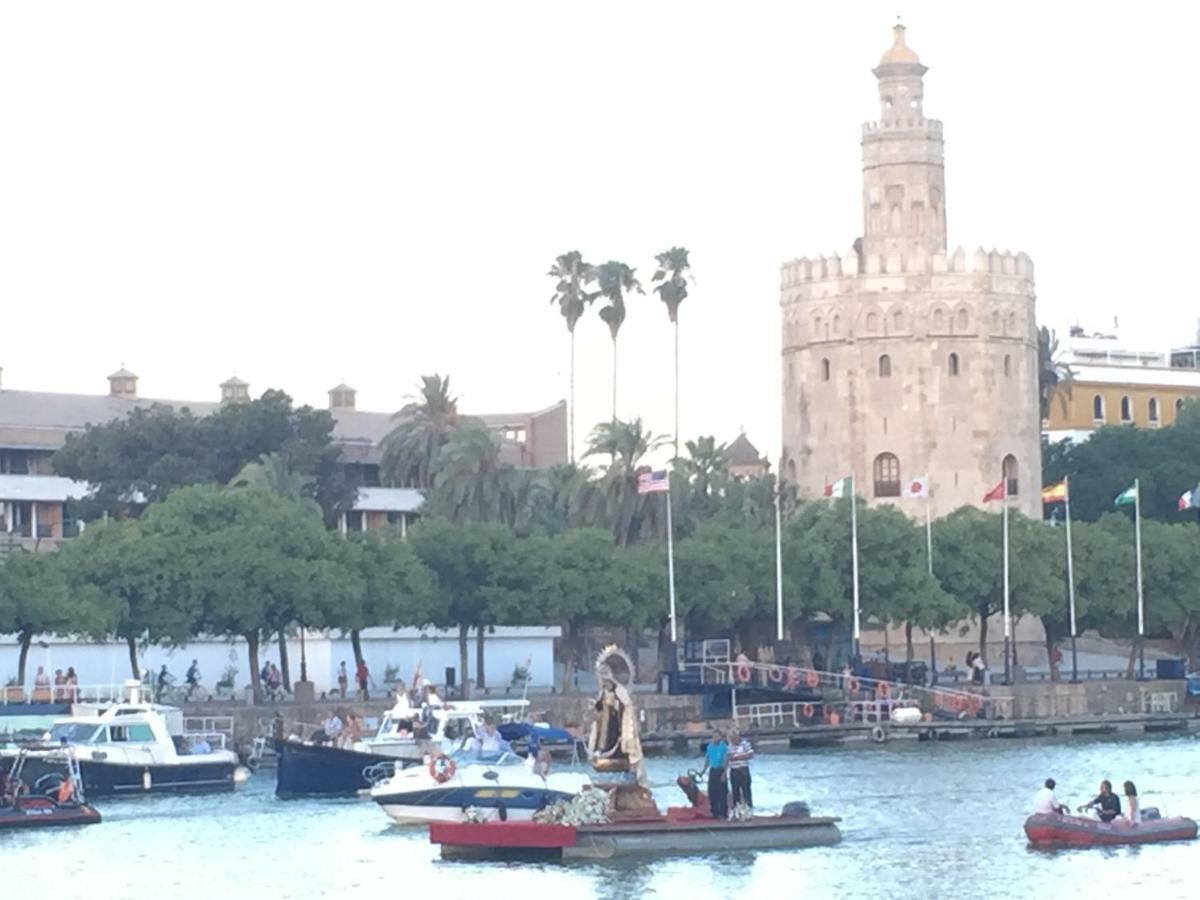 Apartmán Betis A La Orilla Del Guadalquivir & Vistas A La Giralda Sevilla Exteriér fotografie